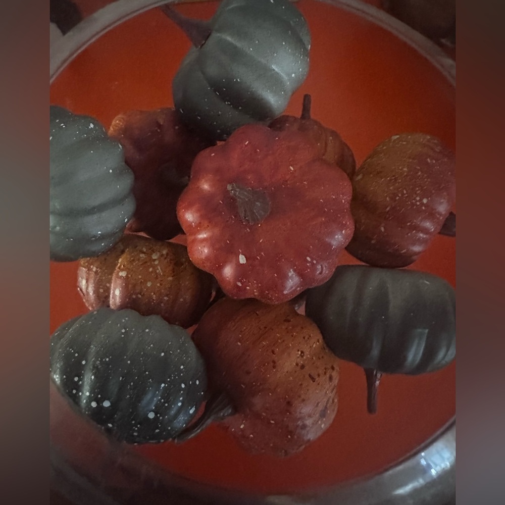 Small Pumpkin Bowl Fillers 11 Pieces